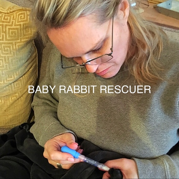 Meet your Posher, Nicole Glitzy_Rabbit 🐇🐇 - Picture 6 of 8